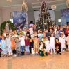 90 детей из многодетных и приемных семей пригласили в РДК «Факел» на новогоднюю Ёлку главы администрации Аксайского района
